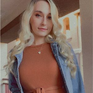 Meet your Posher, Leighann